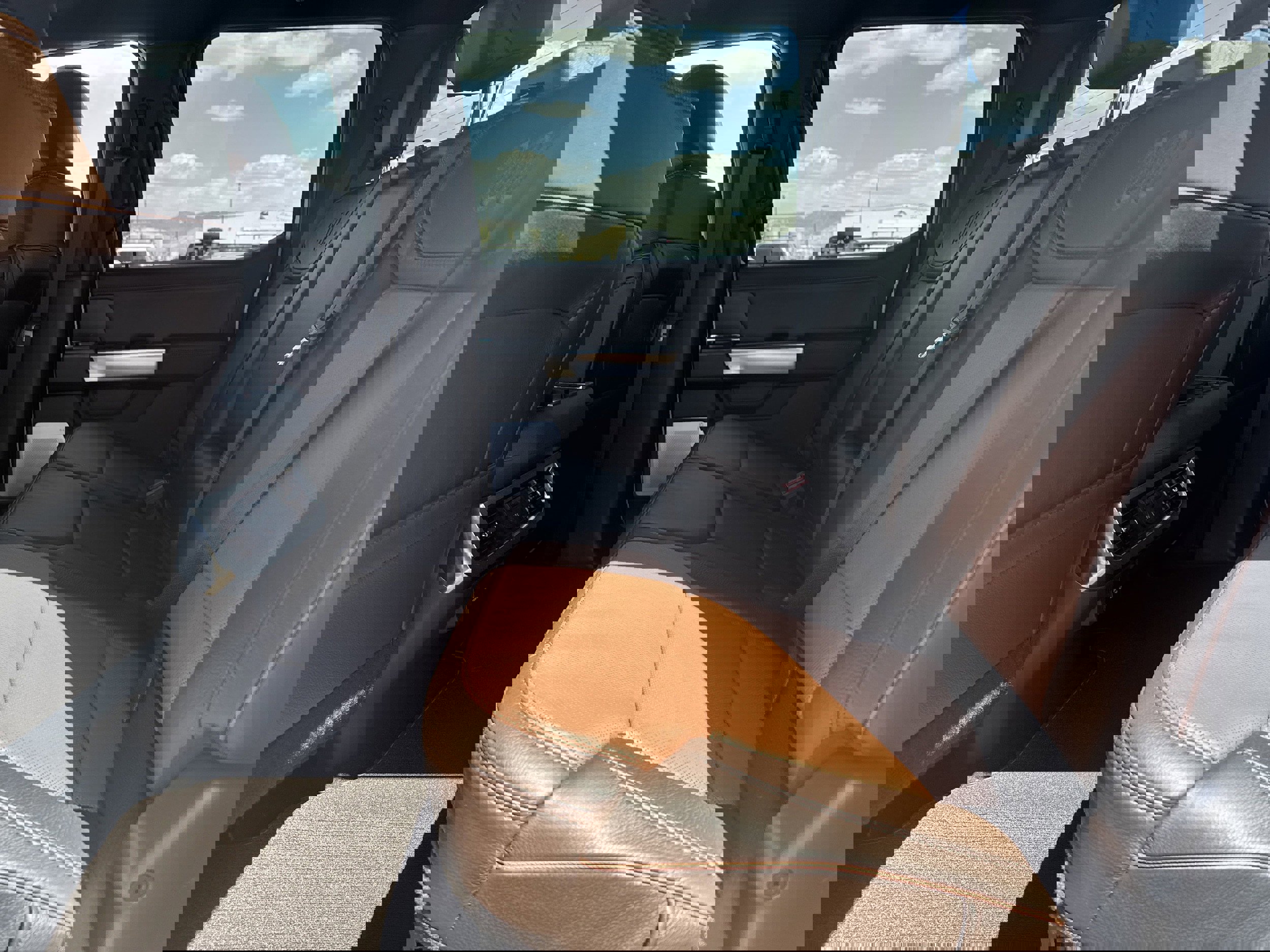 New 2025 Ford F350 King Ranch w/ Chrome Package image 10