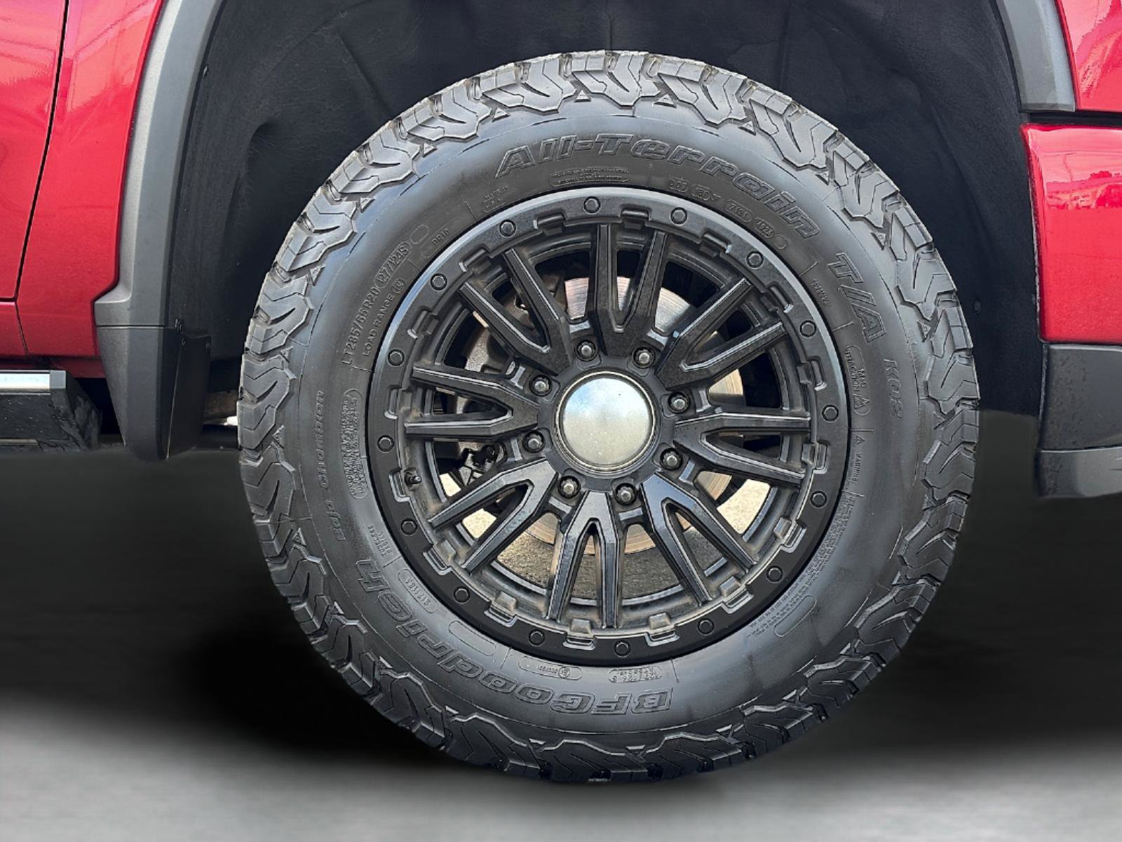 Used 2024 Chevrolet Silverado 2500 High Country w/ Technology Package AWD/4WD image 9