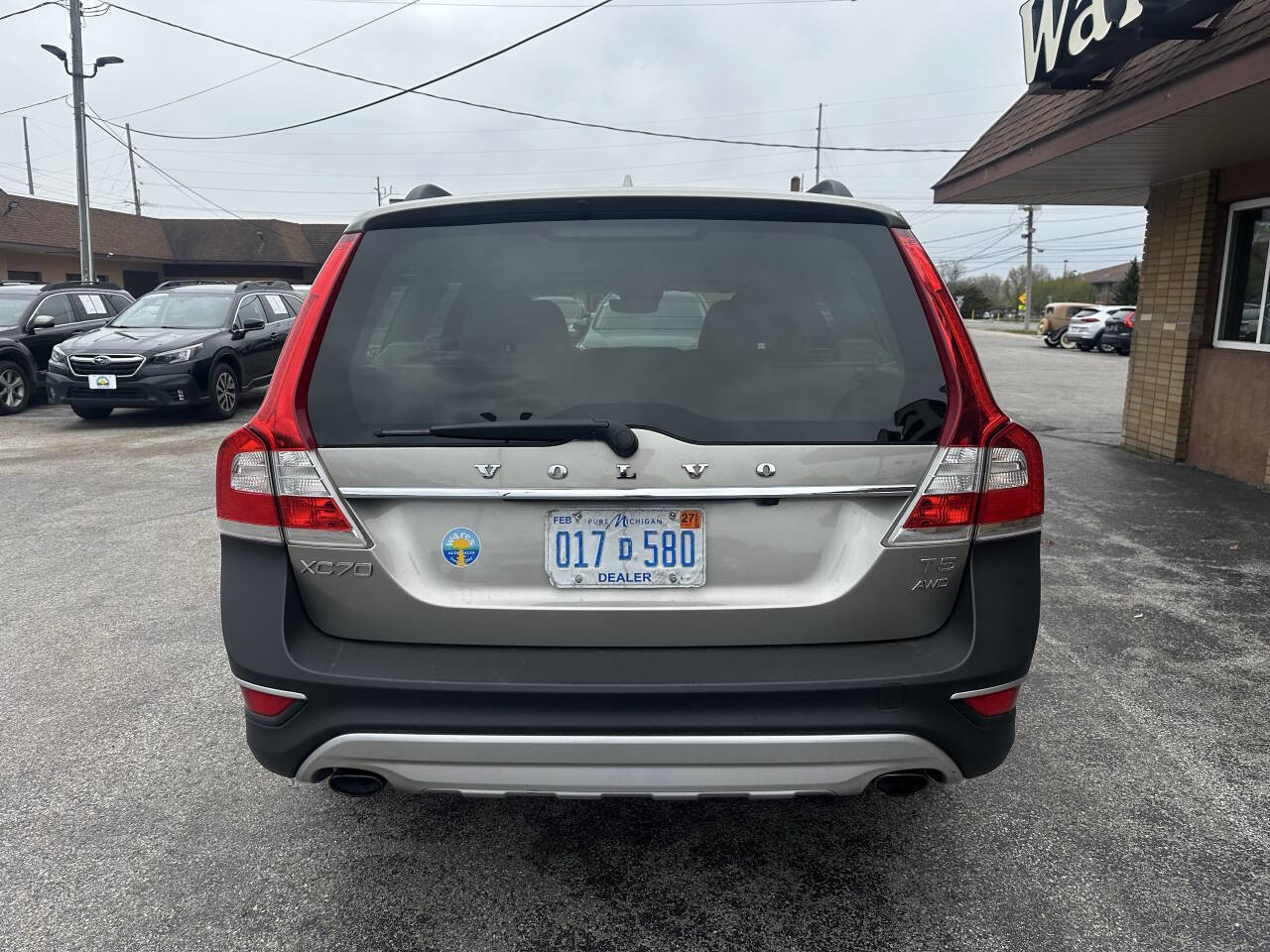 Used 2016 Volvo XC70 T5 Premier w/ Proximity Package AWD/4WD image 18