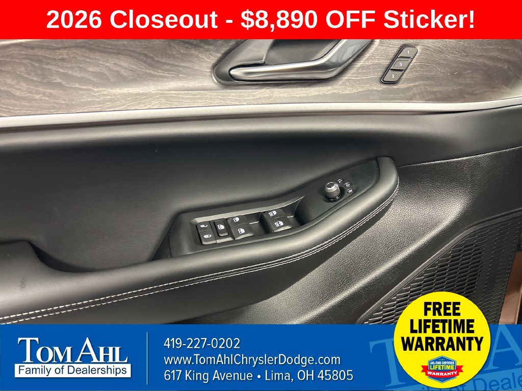 New 2026 Jeep Grand Cherokee Limited w/ Limited Altitude Package AWD/4WD image 12