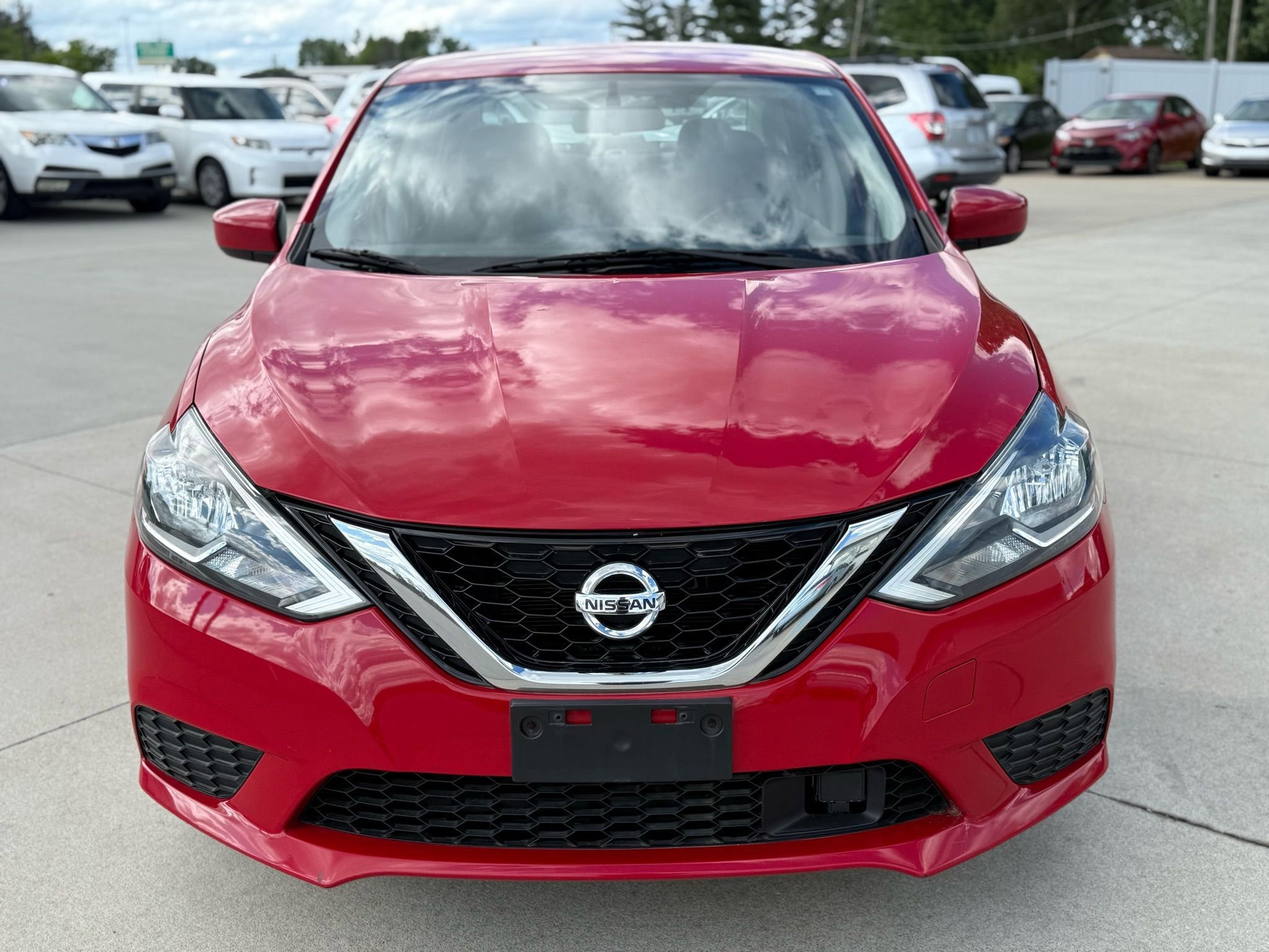 Used 2018 Nissan Sentra SV image 3