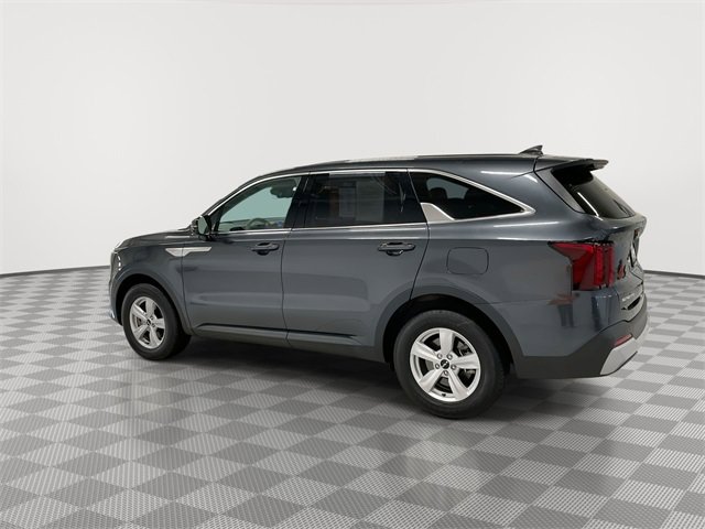 Used 2024 Kia Sorento LX image 6