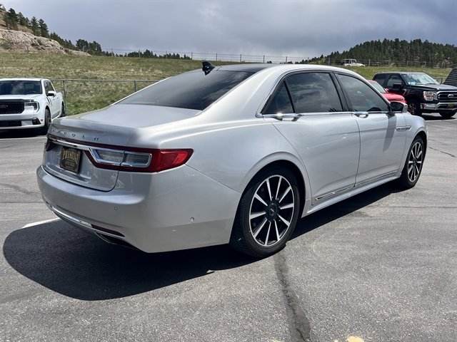 Used 2018 Lincoln Continental Reserve w/ Luxury Package AWD/4WD image 7