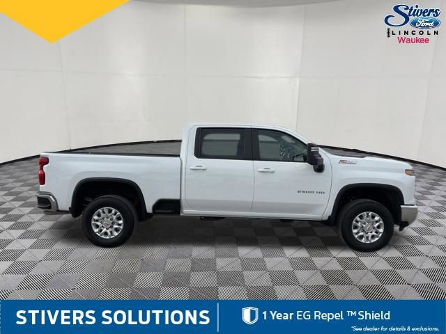 Used 2025 Chevrolet Silverado 2500 LT image 4