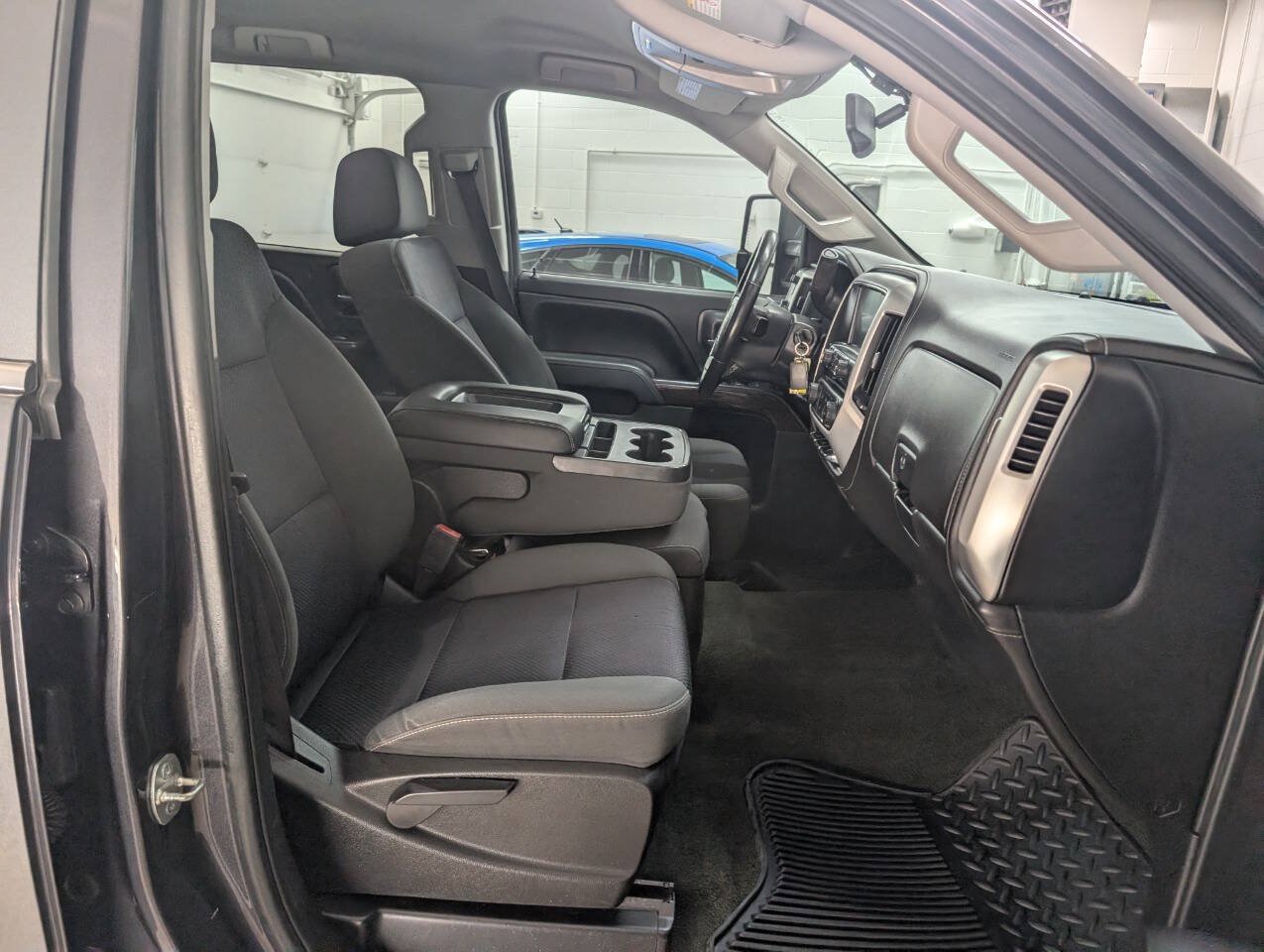 Used 2015 GMC Sierra 3500 SLE AWD/4WD image 20