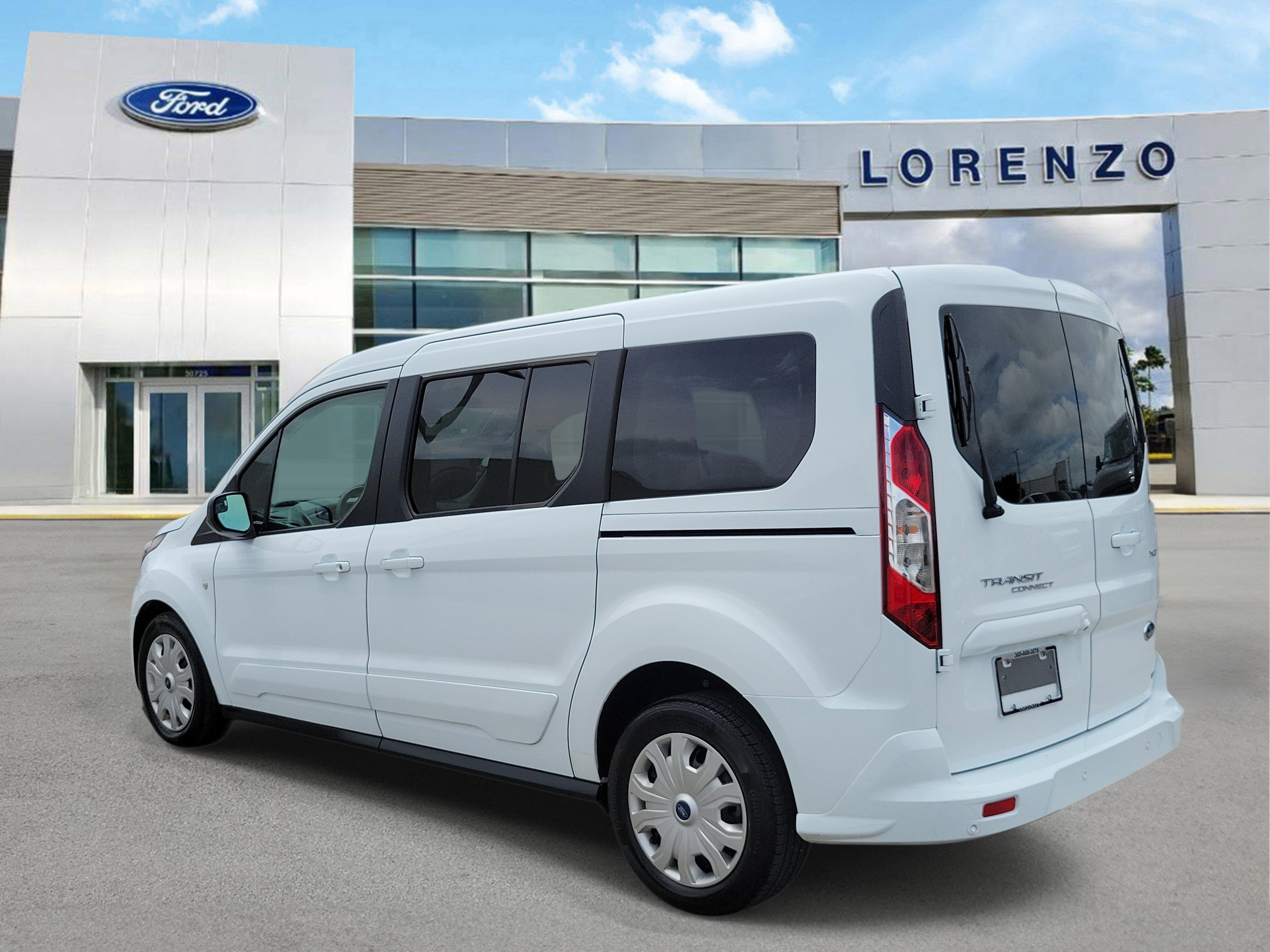 Used 2023 Ford Transit Connect XLT FWD image 7