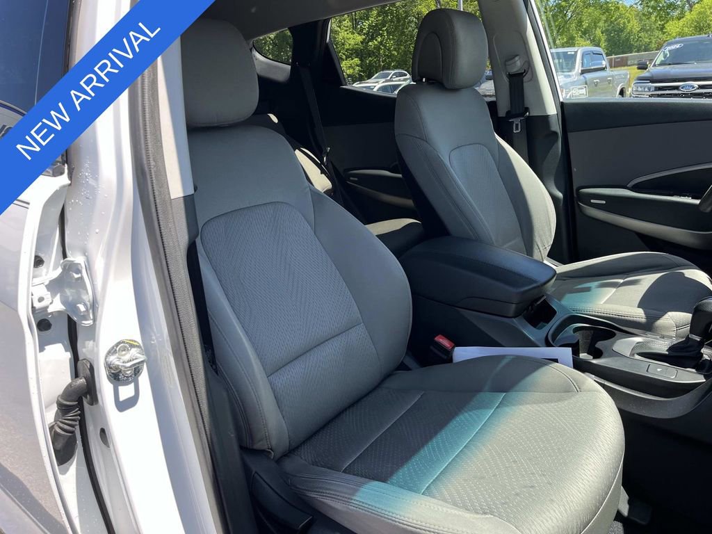 Used 2015 Hyundai Santa Fe Sport w/ Option Group 02 AWD/4WD image 16
