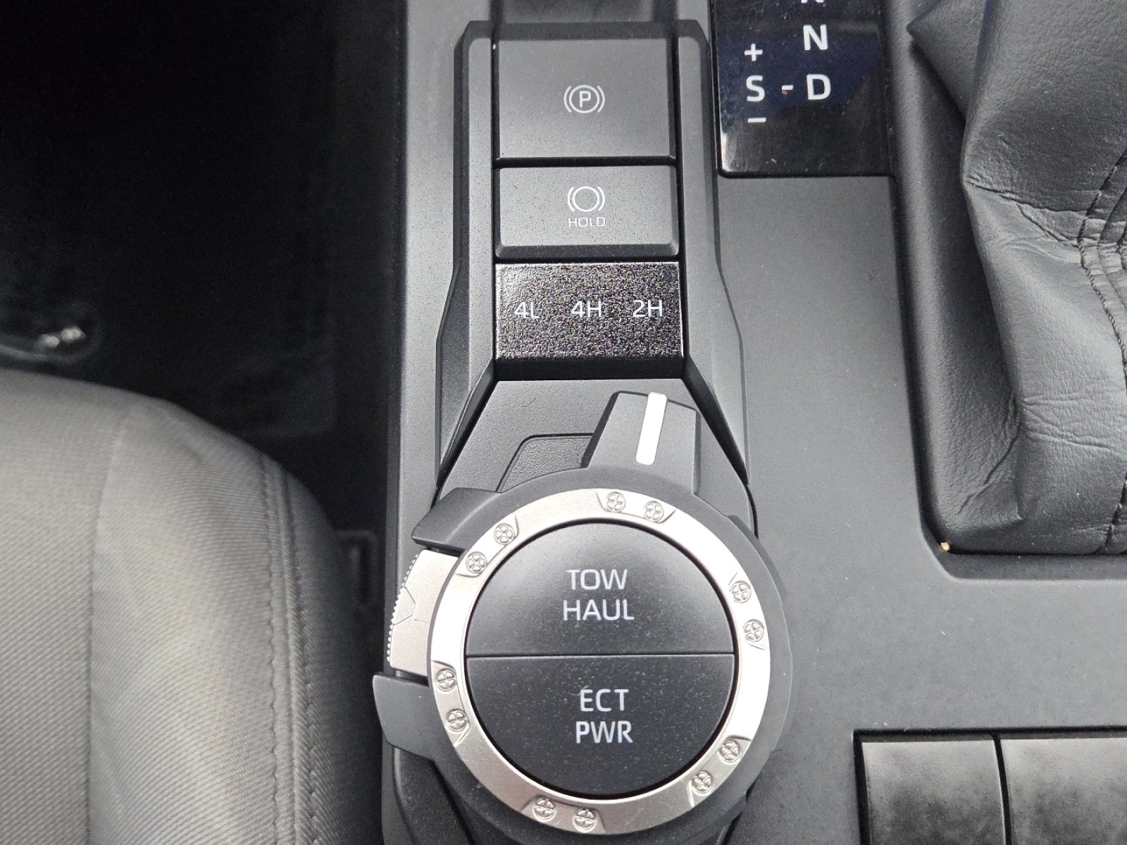 Used 2024 Toyota Tacoma SR5 image 6