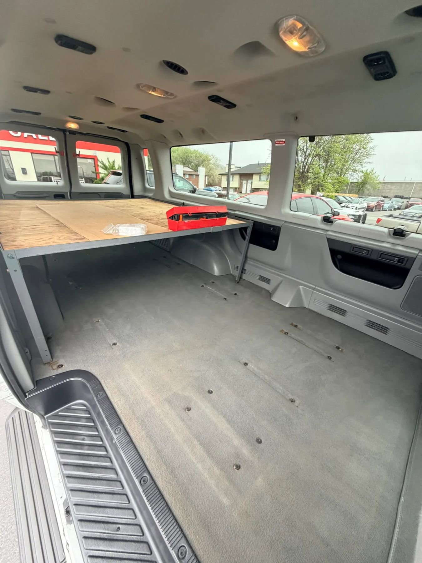 Used 2007 Ford E-350 and Econoline 350 XL RWD image 16