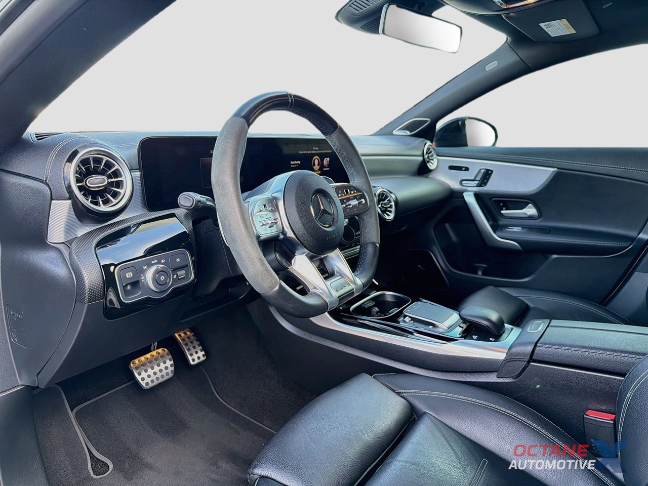 Used 2023 Mercedes-Benz CLA 35 AMG 4MATIC w/ Exterior Lighting Package image 9
