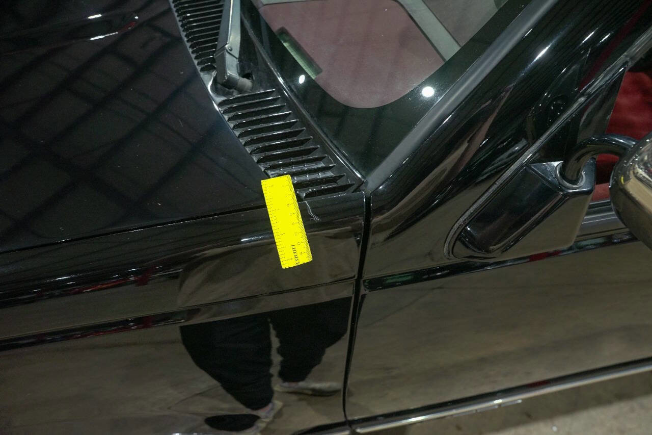 Used 1990 Chevrolet Silverado 1500 2WD Regular Cab image 27