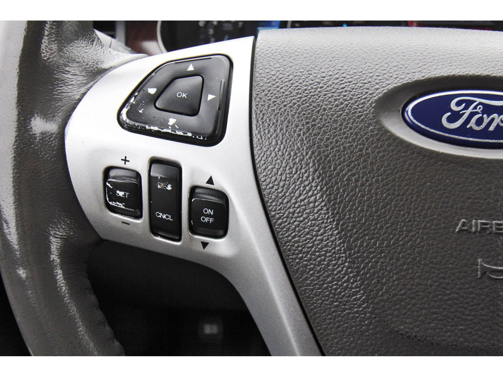 Used 2012 Ford Edge Limited w/ Driver Entry Pkg image 18