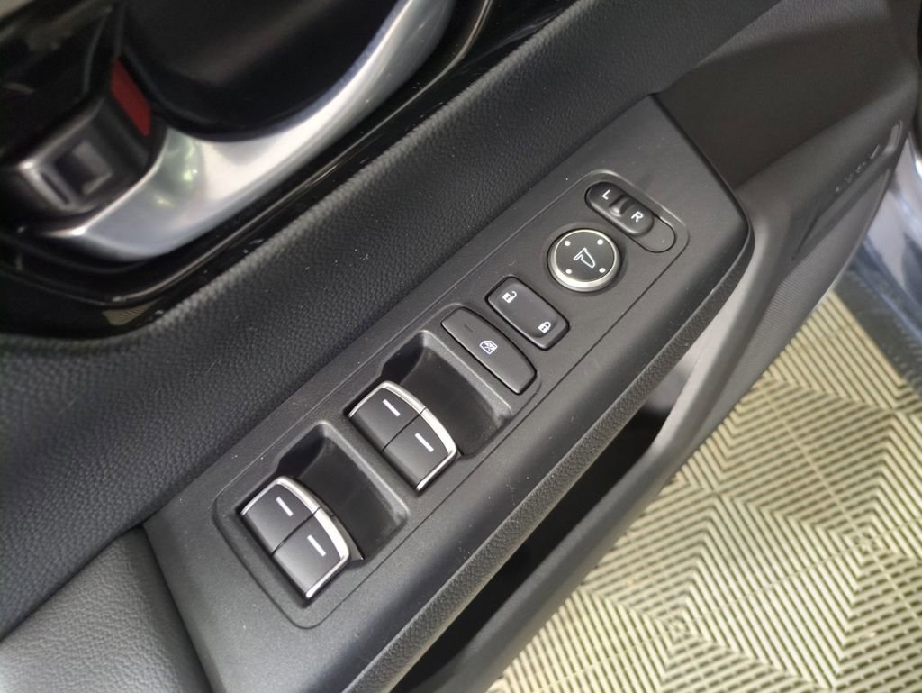 Used 2023 Honda CR-V EX-L image 11