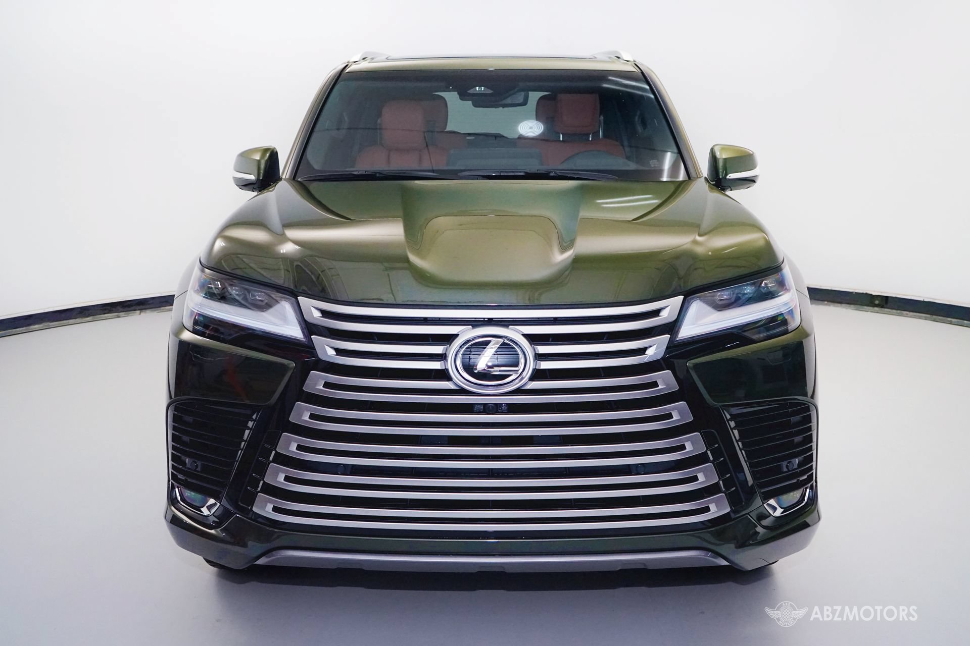 Used 2026 Lexus LX 700h Ultra Luxury w/ Accessory Package (Z1) AWD/4WD image 3
