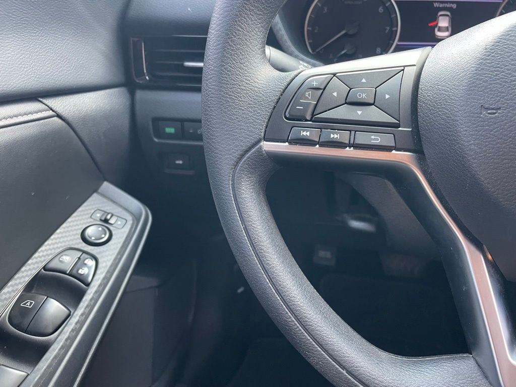 Certified 2024 Nissan Sentra SV FWD image 12