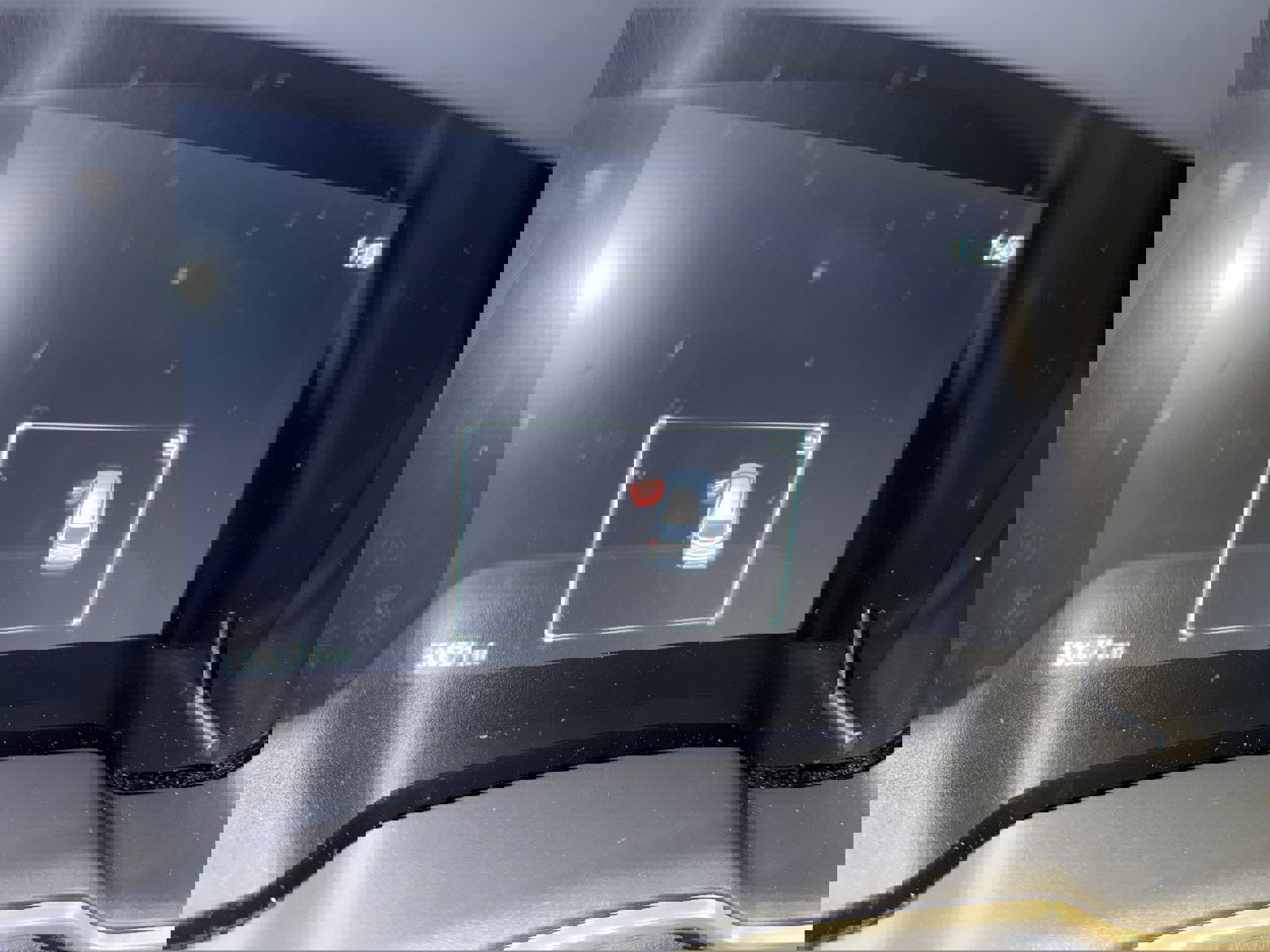 Used 2023 Toyota Corolla Cross XLE w/ Convenience Package image 5