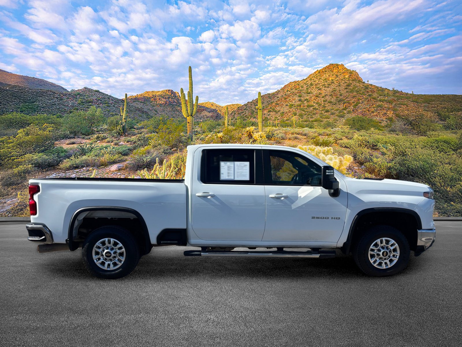 Used 2025 Chevrolet Silverado 2500 LT w/ Convenience Package AWD/4WD image 3