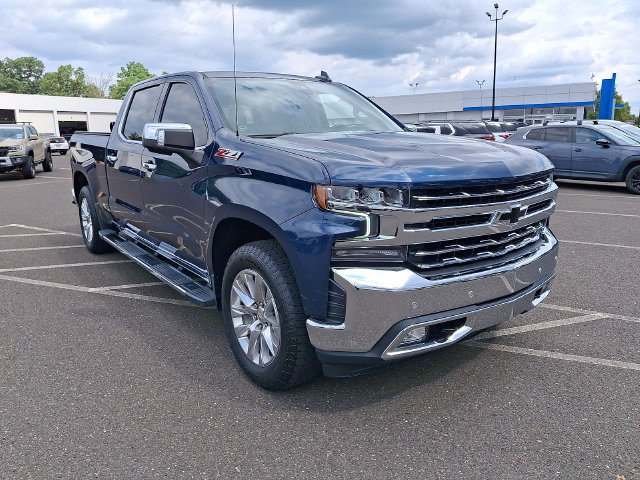 Used 2021 Chevrolet Silverado 1500 LTZ w/ LTZ Premium Package AWD/4WD image 2