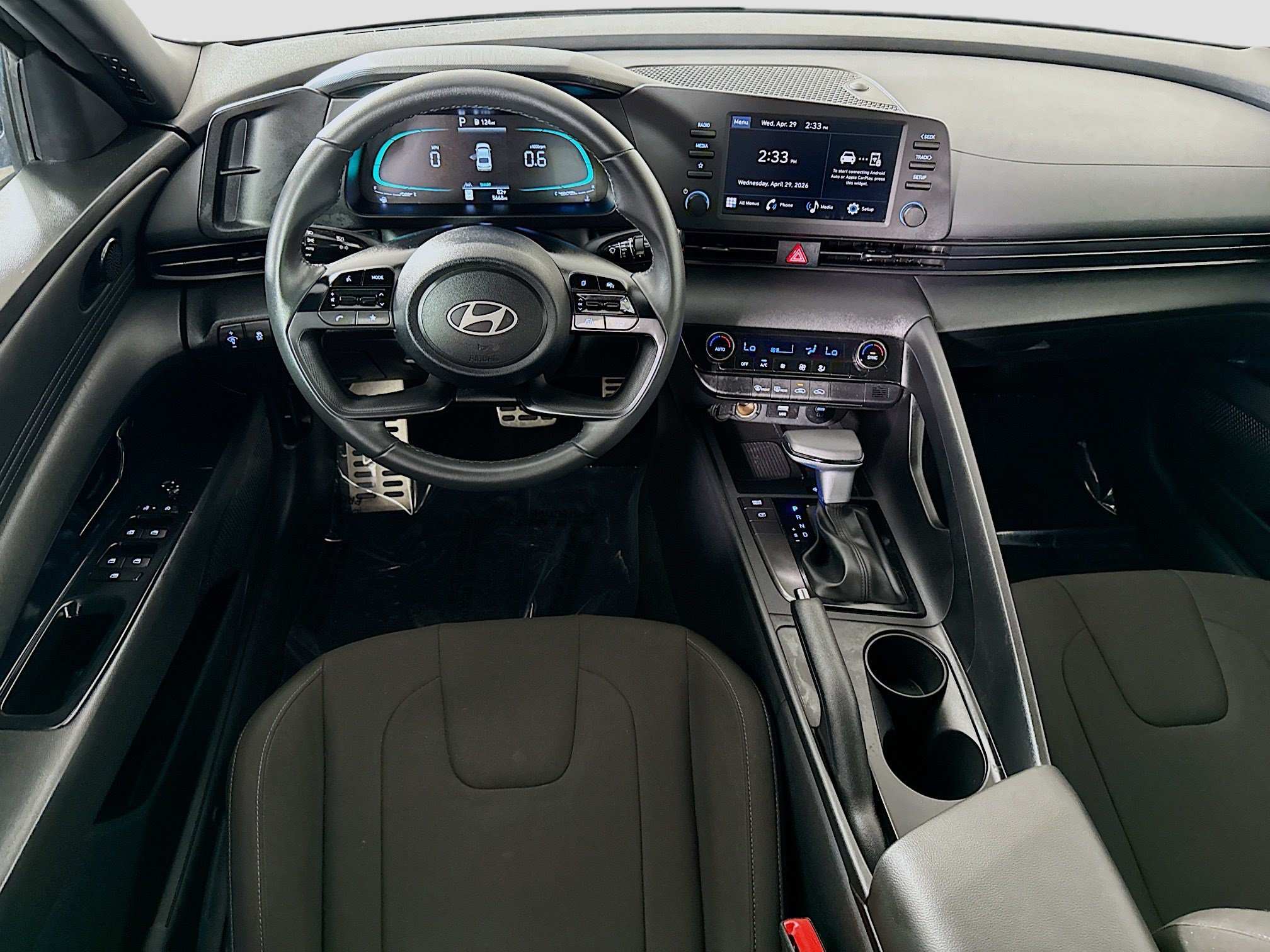 Used 2026 Hyundai Elantra Sport FWD image 17