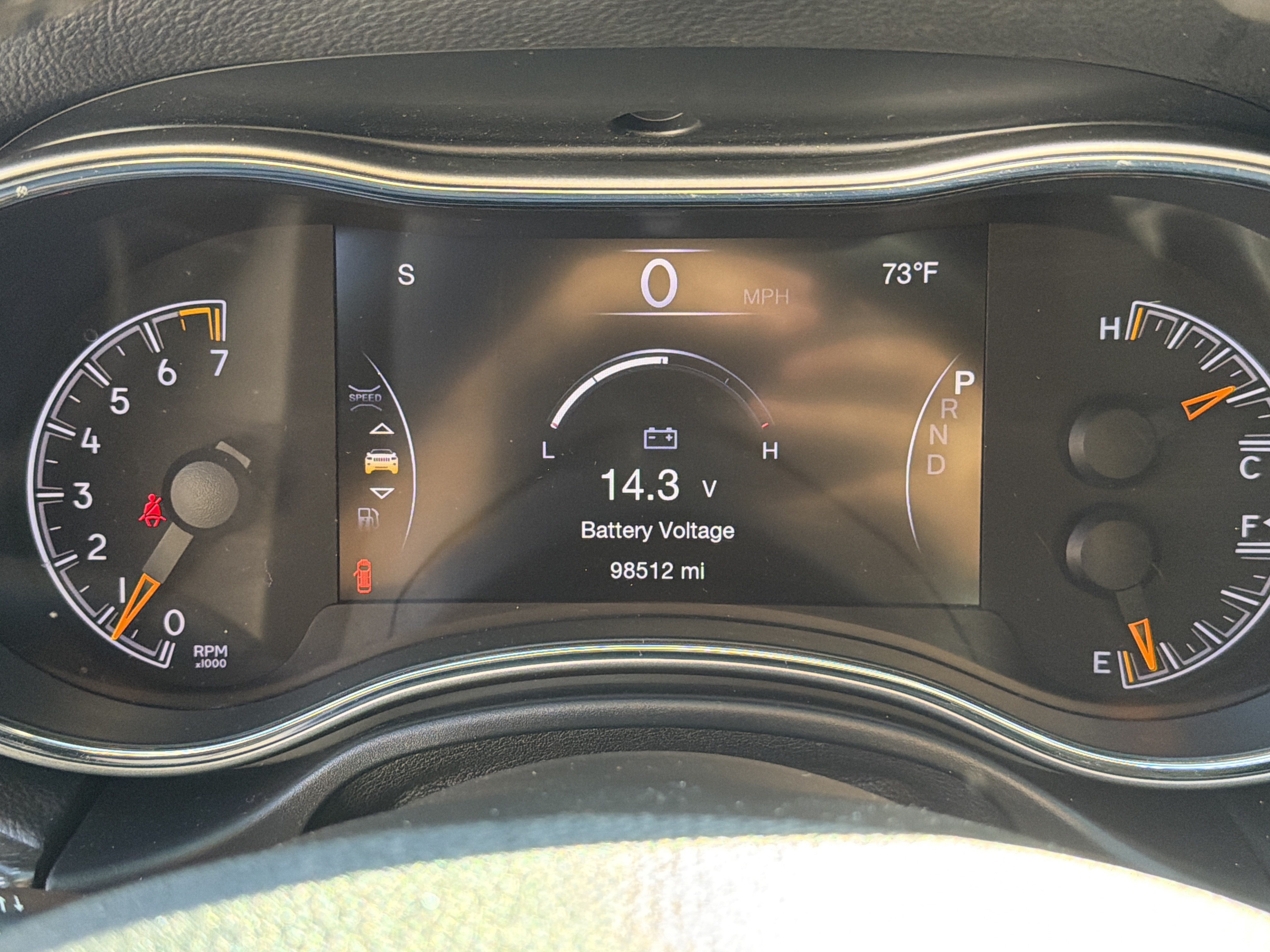 Used 2017 Jeep Grand Cherokee Altitude RWD image 17