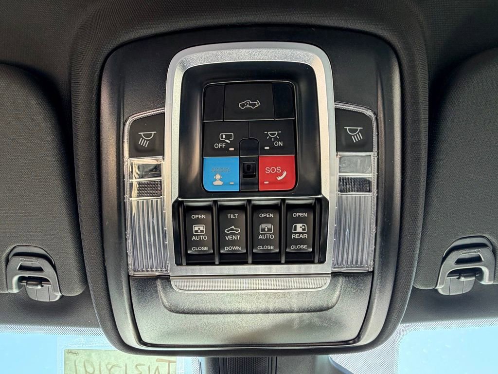 New 2026 RAM 1500 4x4 Crew Cab image 26