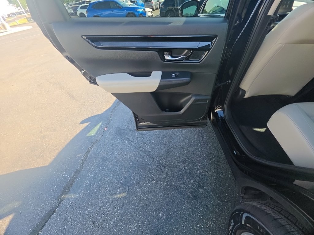 Used 2025 Honda CR-V EX-L image 23