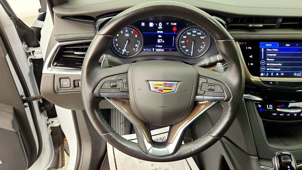 Used 2024 Cadillac XT6 Sport w/ Platinum Package AWD/4WD image 14