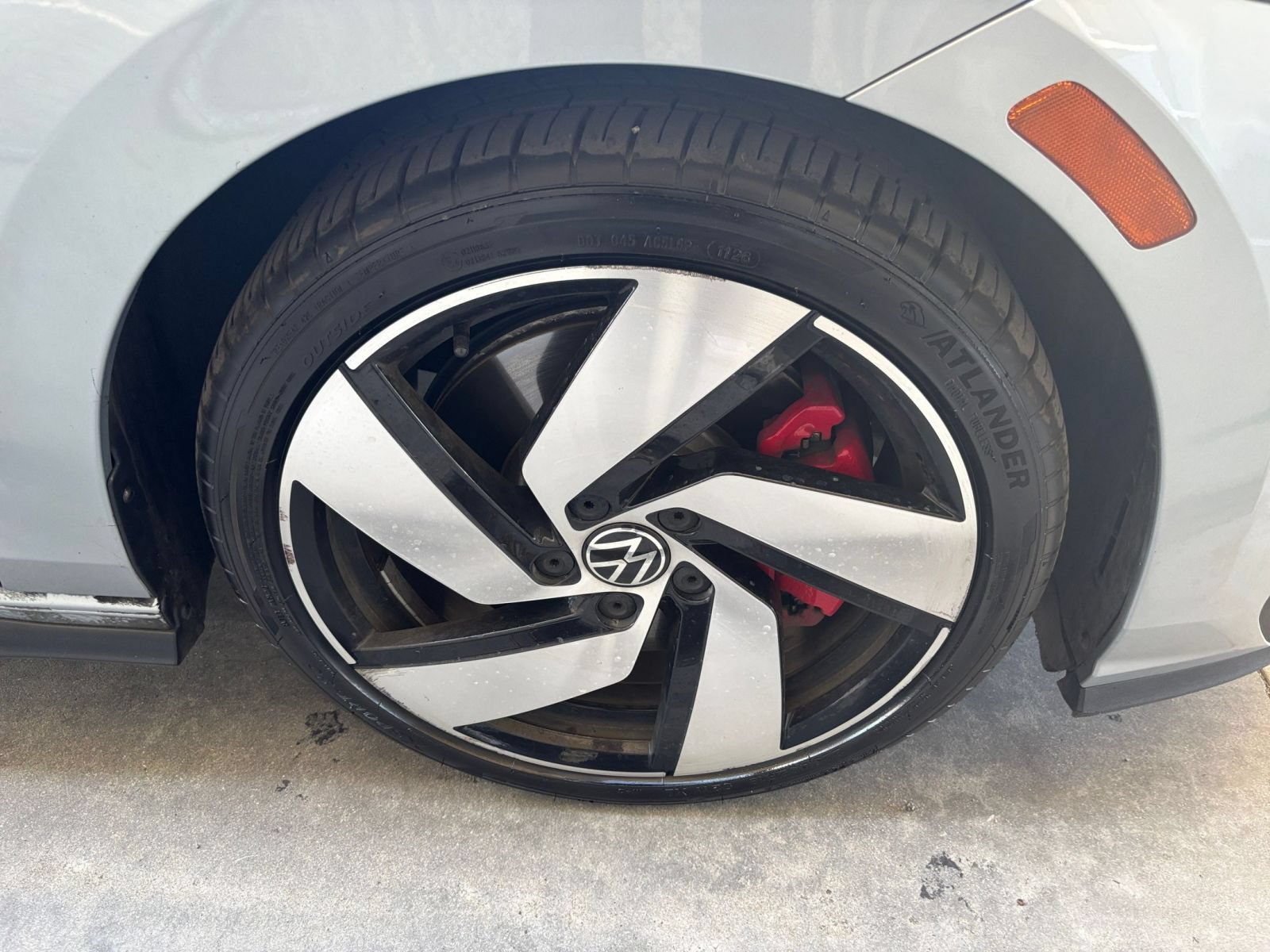 Used 2026 Volkswagen Golf S FWD image 30