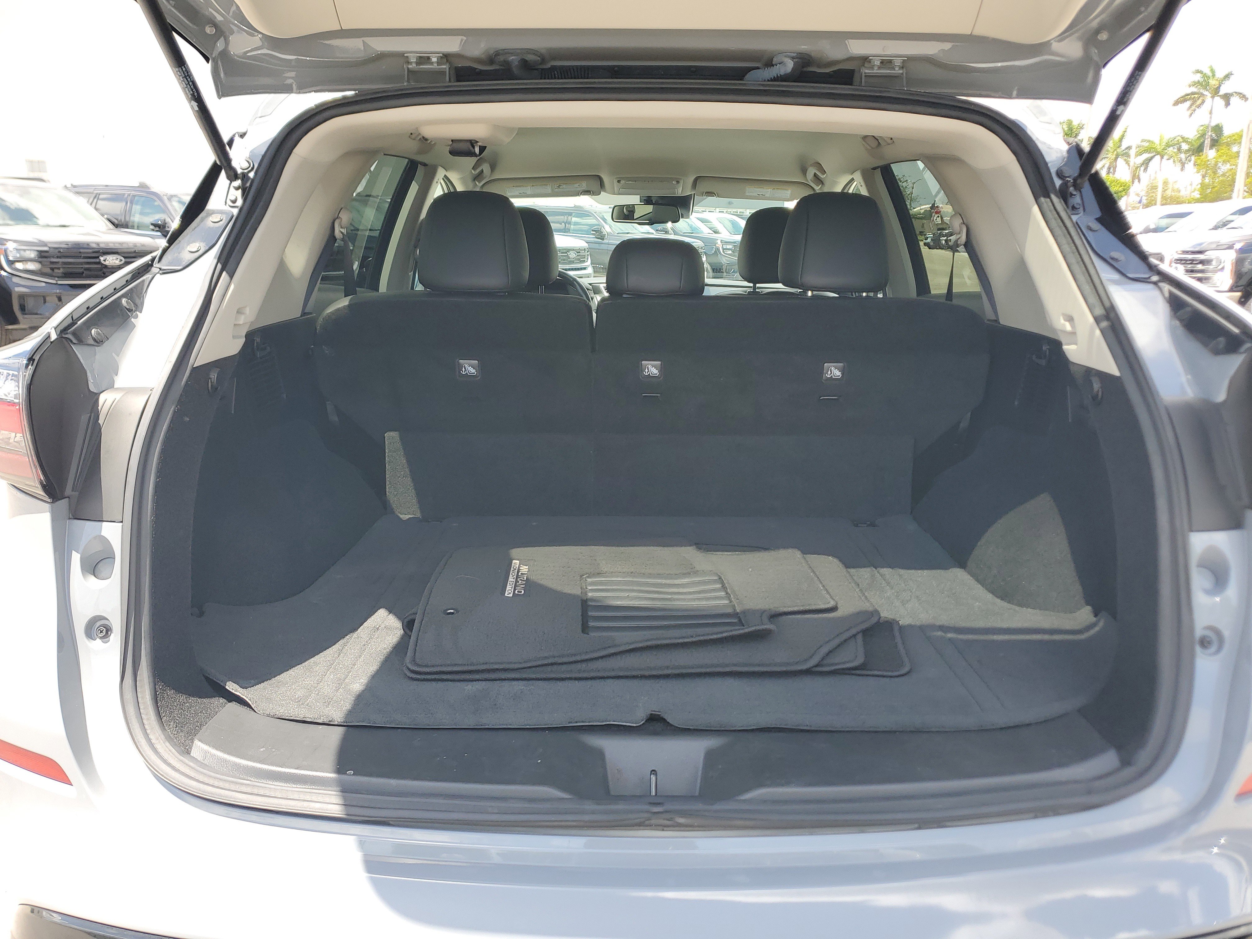 Certified 2024 Nissan Murano SV w/ SV Midnight Edition Package FWD image 14