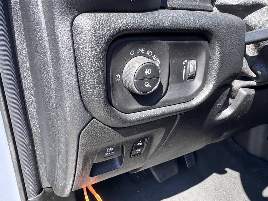 Used 2020 RAM 1500 Big Horn AWD/4WD image 16