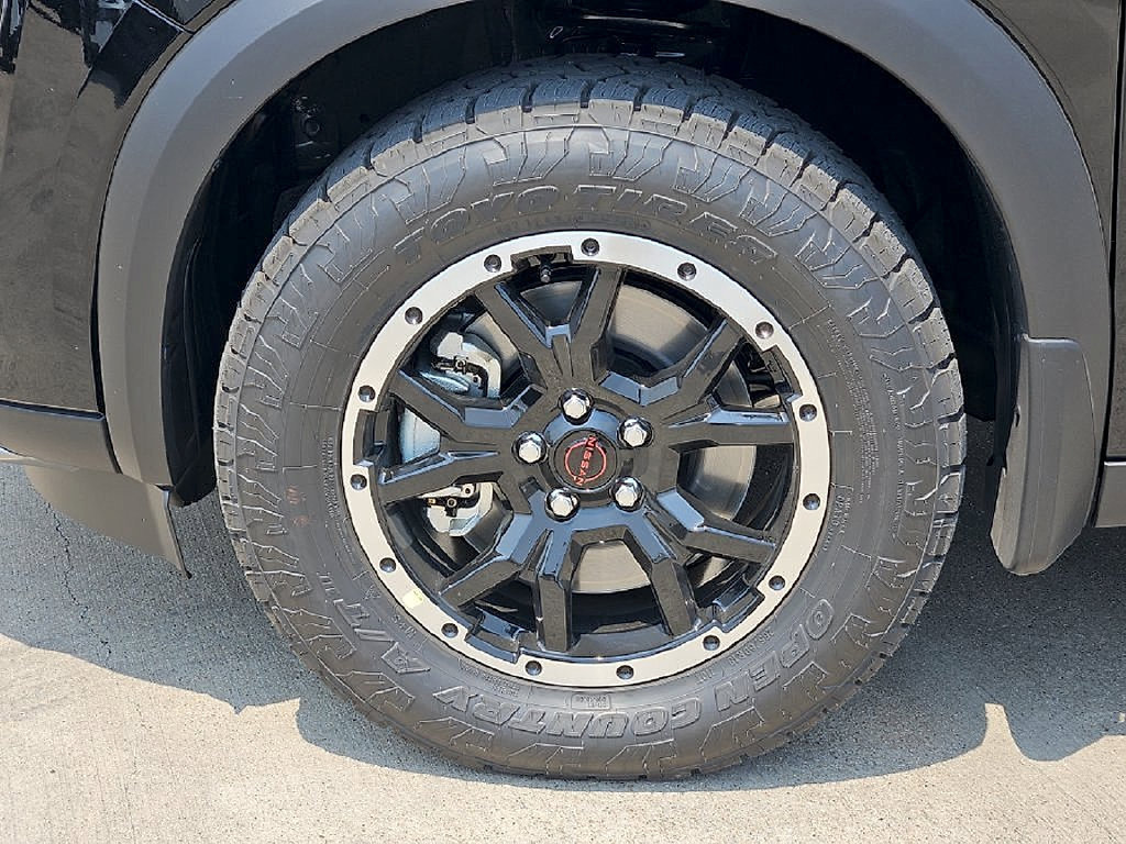 New 2026 Nissan Pathfinder Rock Creek w/ Rock Creek Premium Package AWD/4WD image 9