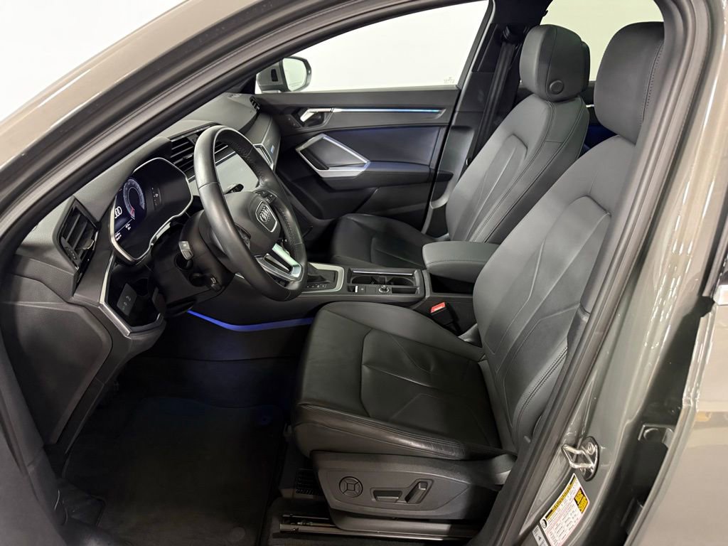 Used 2020 Audi Q3 2.0T Prestige AWD/4WD image 9