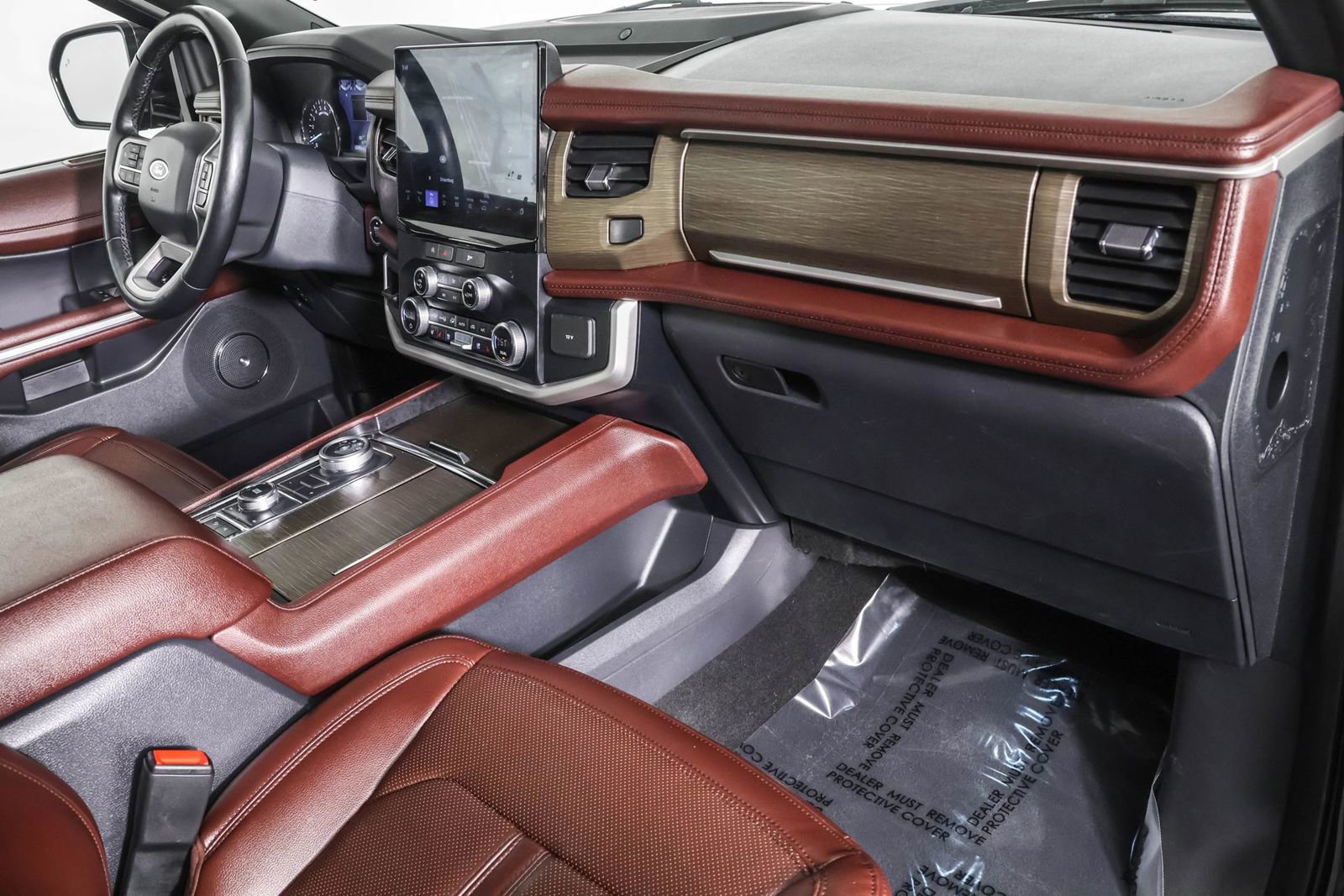 Used 2023 Ford Expedition Limited image 46