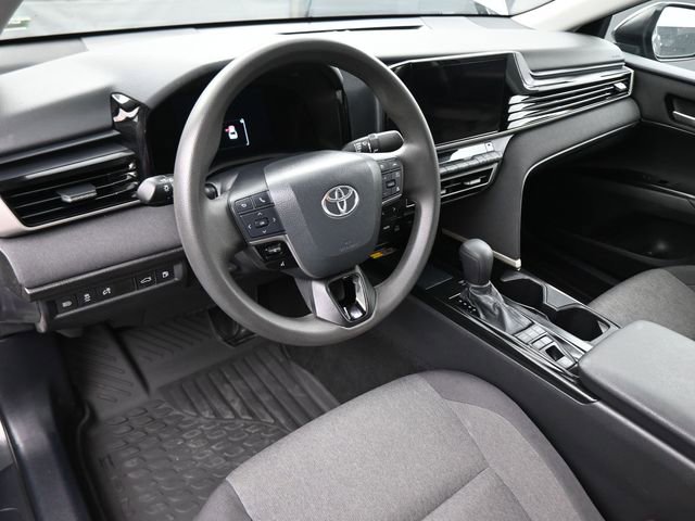 Used 2025 Toyota Camry LE image 35