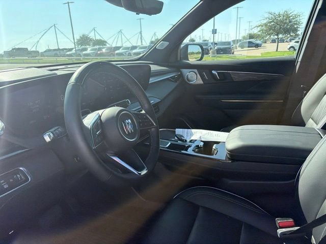 Used 2025 Buick Enclave Avenir w/ Super Cruise Package AWD/4WD image 18