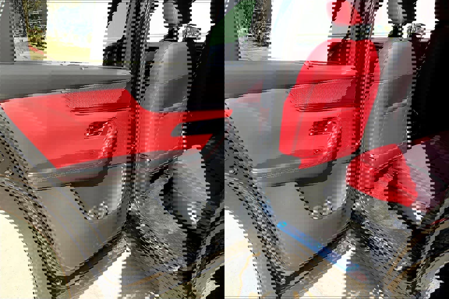 New 2025 MAZDA CX-70 Plug-In Hybrid w/ Premium Plus image 18