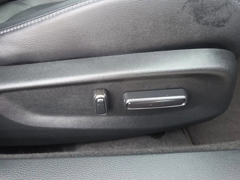 Used 2018 Honda Accord Touring image 55