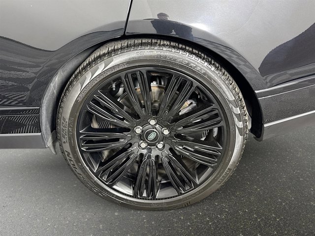 Used 2022 Land Rover Range Rover Westminster Edition image 33