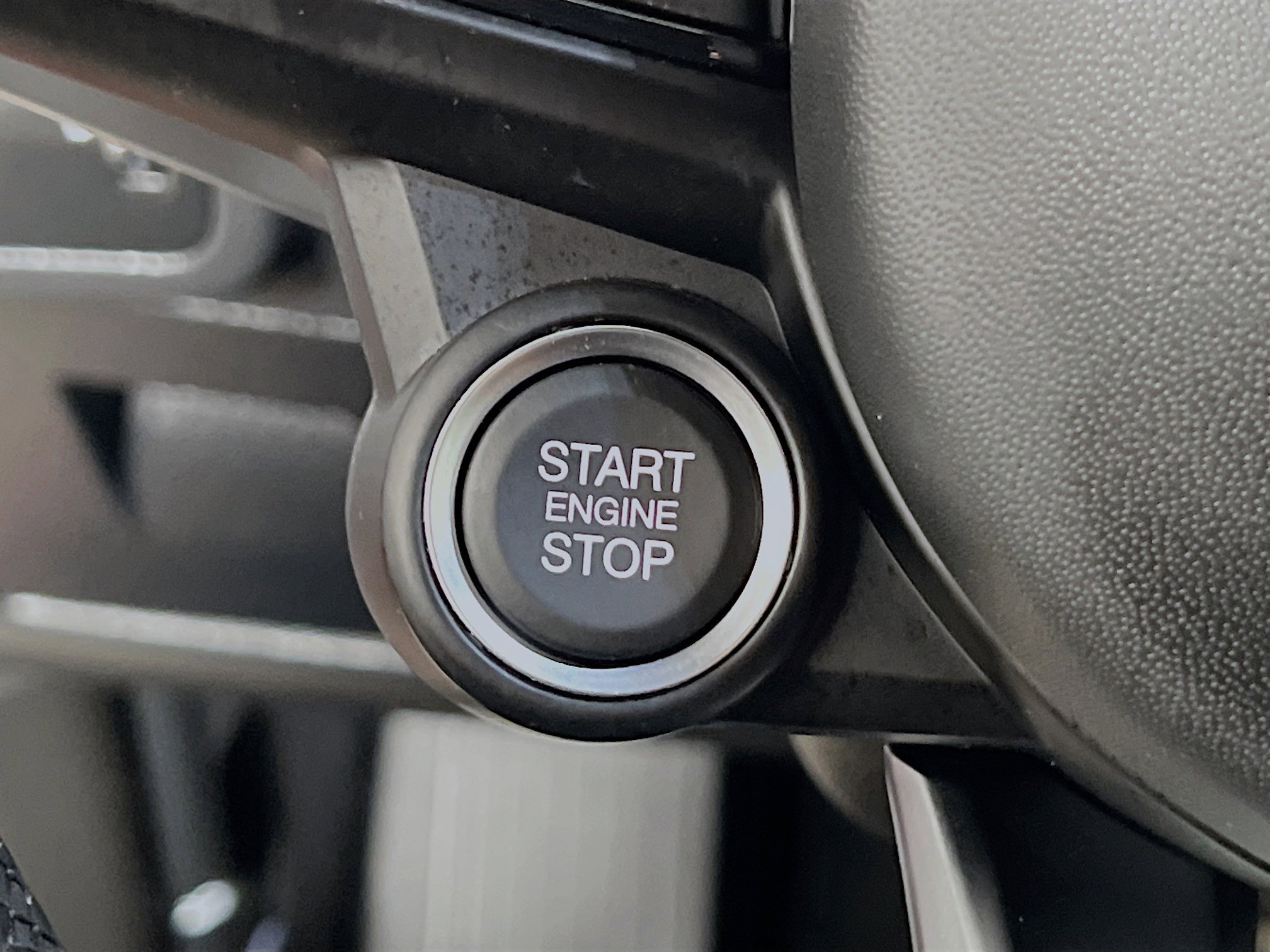 Used 2024 Alfa Romeo Stelvio Sprint image 23