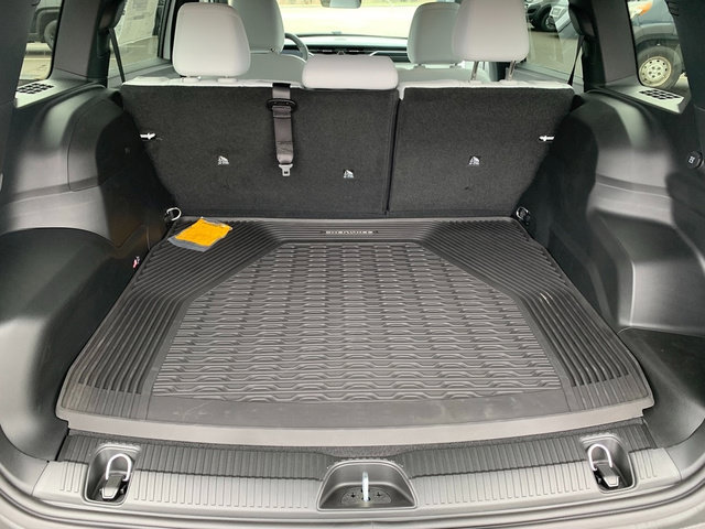 New 2026 Jeep Cherokee Laredo AWD/4WD image 6