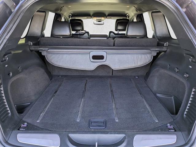 Used 2017 Jeep Grand Cherokee Limited AWD/4WD image 6
