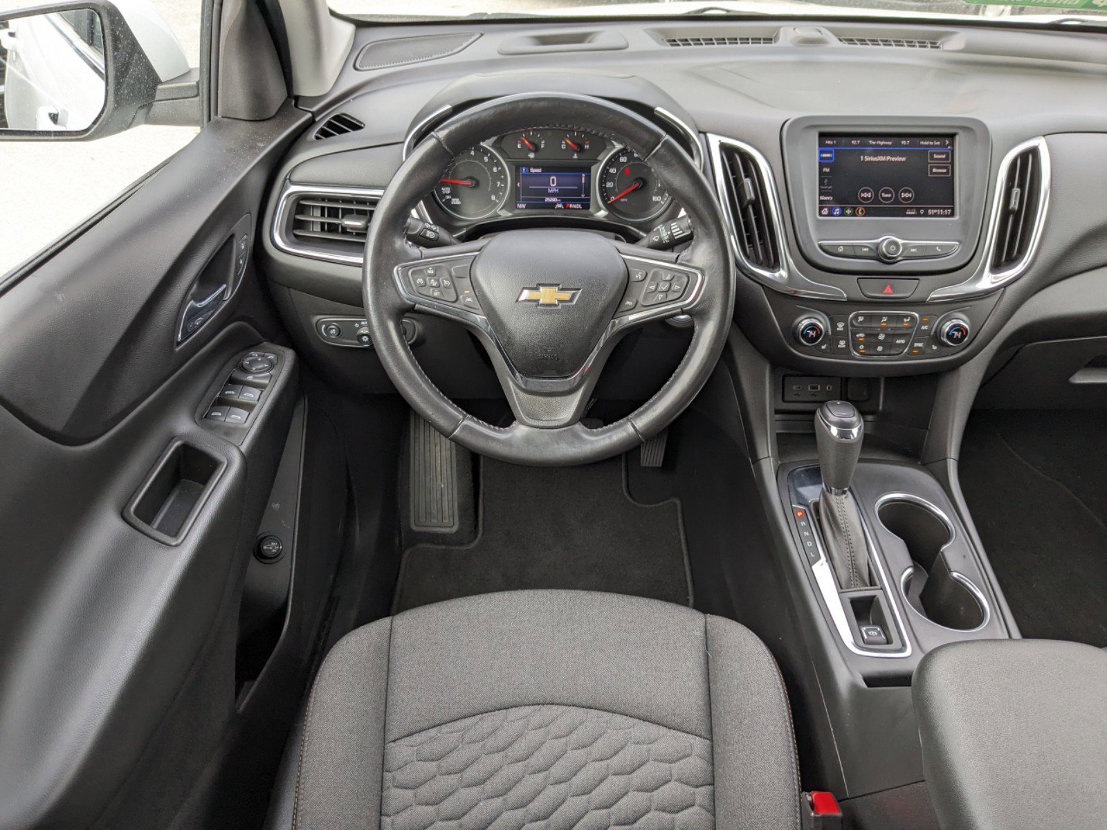 Used 2021 Chevrolet Equinox LT image 17