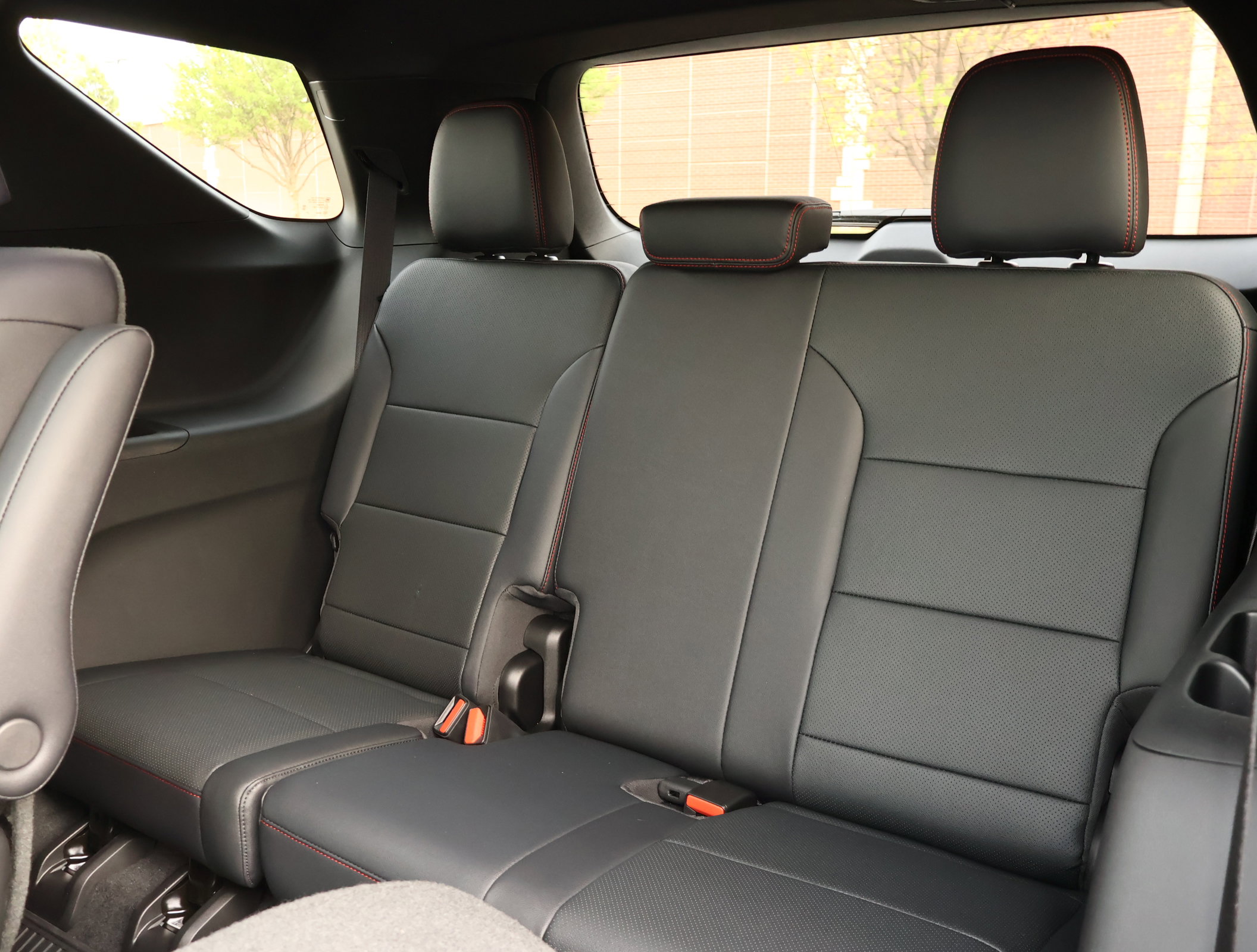 New 2026 Chevrolet Traverse Z71 w/ LPO, Floor Liner Package image 24