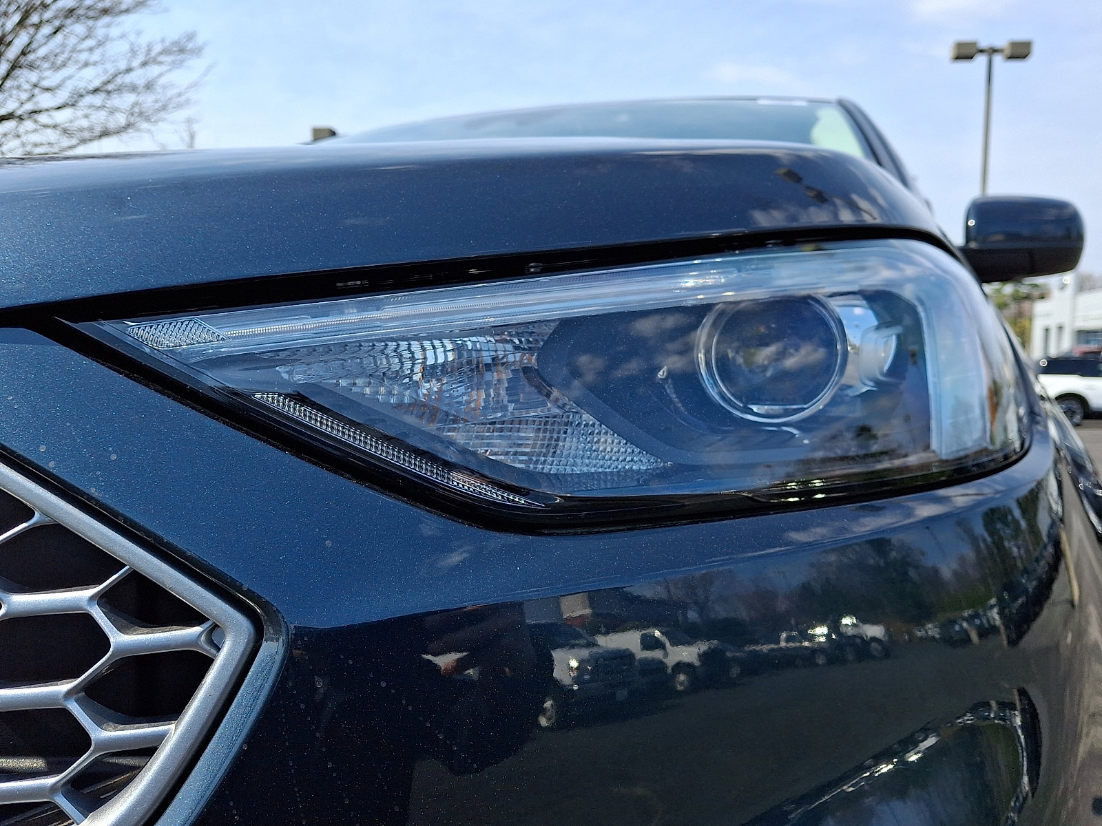 Used 2023 Ford Edge SEL w/ Convenience Package image 9