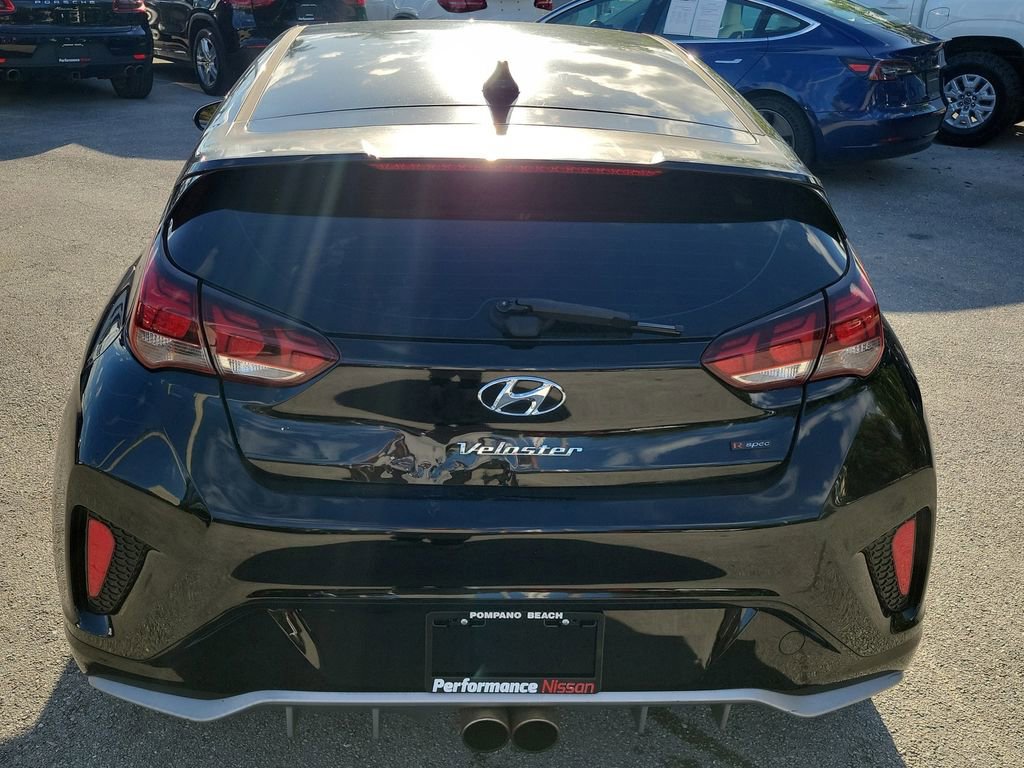 Used 2020 Hyundai Veloster Turbo R-Spec image 7