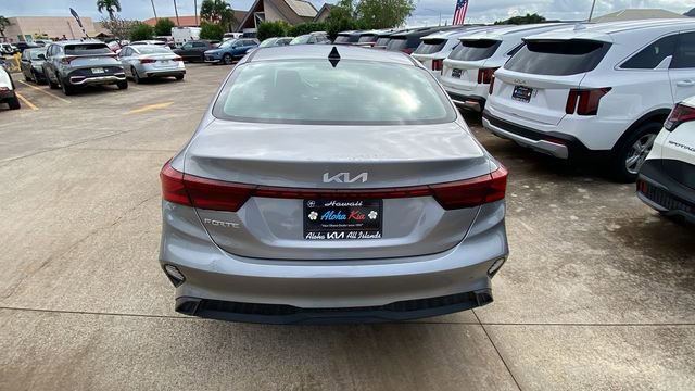 Used 2023 Kia Forte LXS image 4