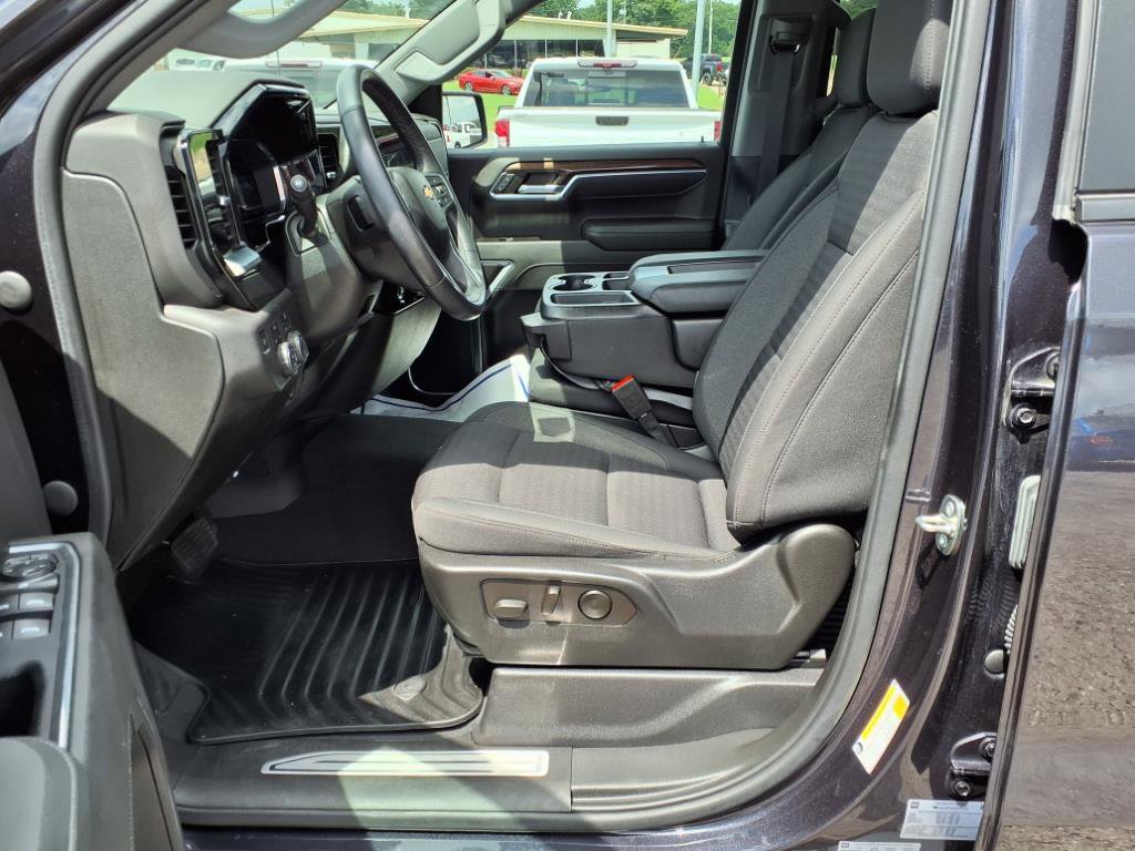 Used 2022 Chevrolet Silverado 1500 LT image 14