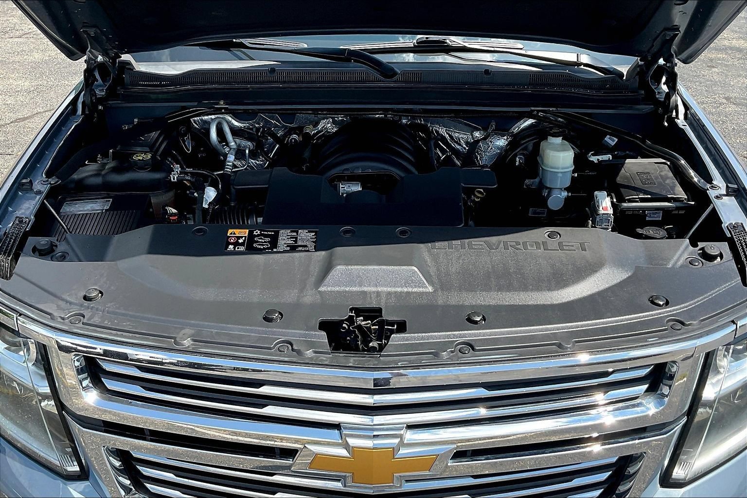 Used 2015 Chevrolet Suburban LTZ AWD/4WD image 29