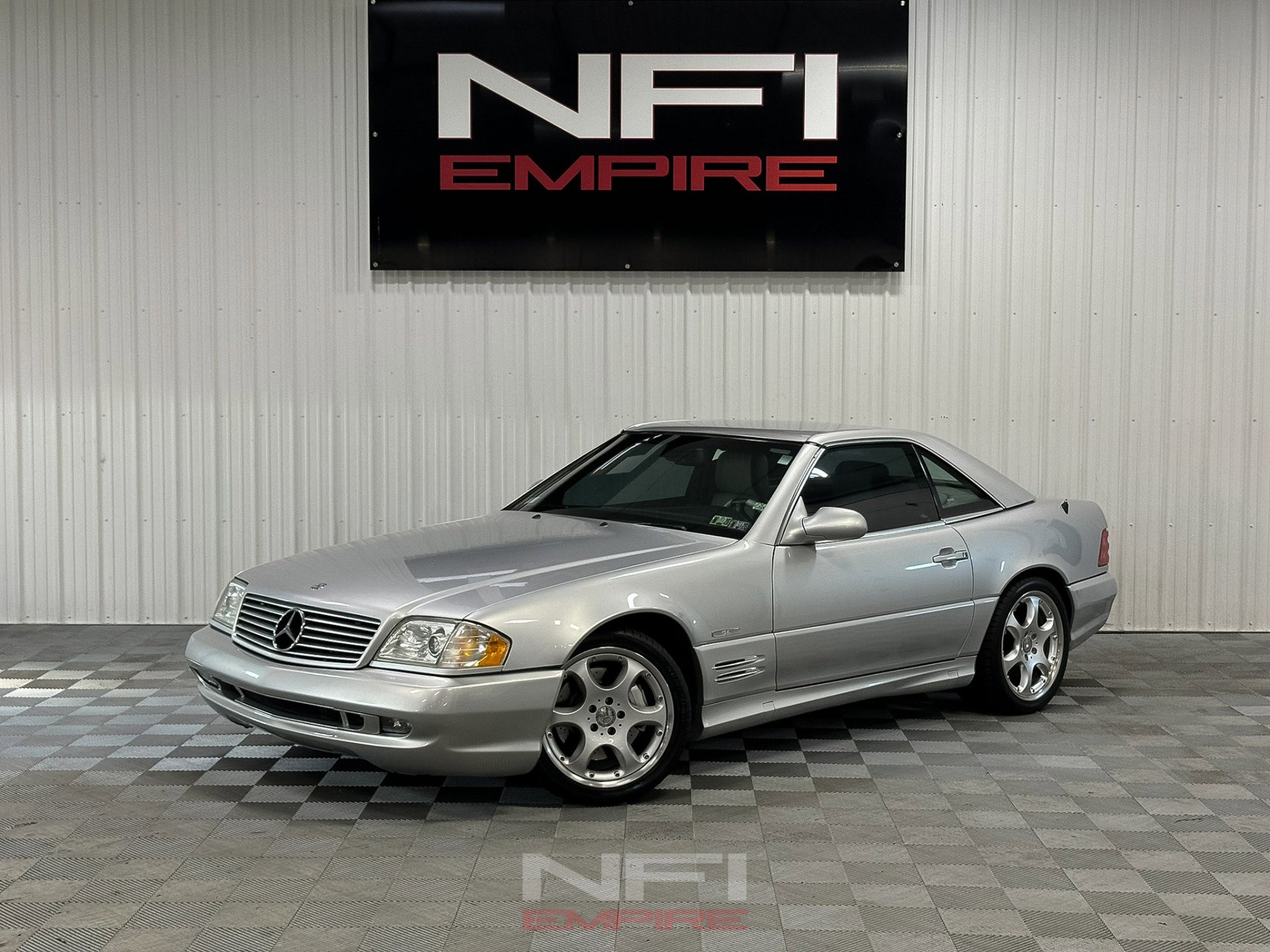 Used 2002 Mercedes-Benz SL 500 image 3