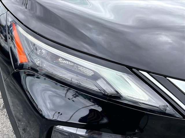 Used 2023 Nissan Rogue SV image 29